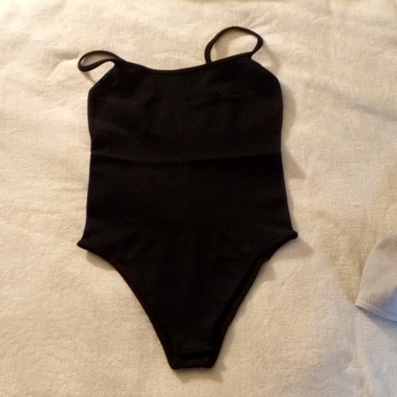 3 PACK COQQ TANK BODYSUITS SIZE MEDIUM GREY BLACK & BEIGE - Picture 2 of 10